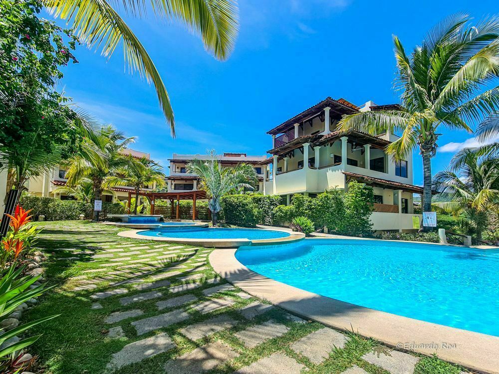 2 bed Condo For Sale in Playa Carrillo, Guanacaste - thumb 6