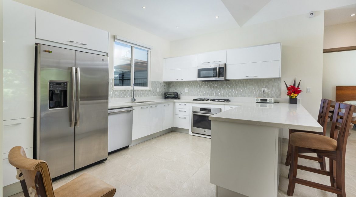 5 bed Single Family Homes For Sale in Playa Flamingo, Guanacaste - thumb 28