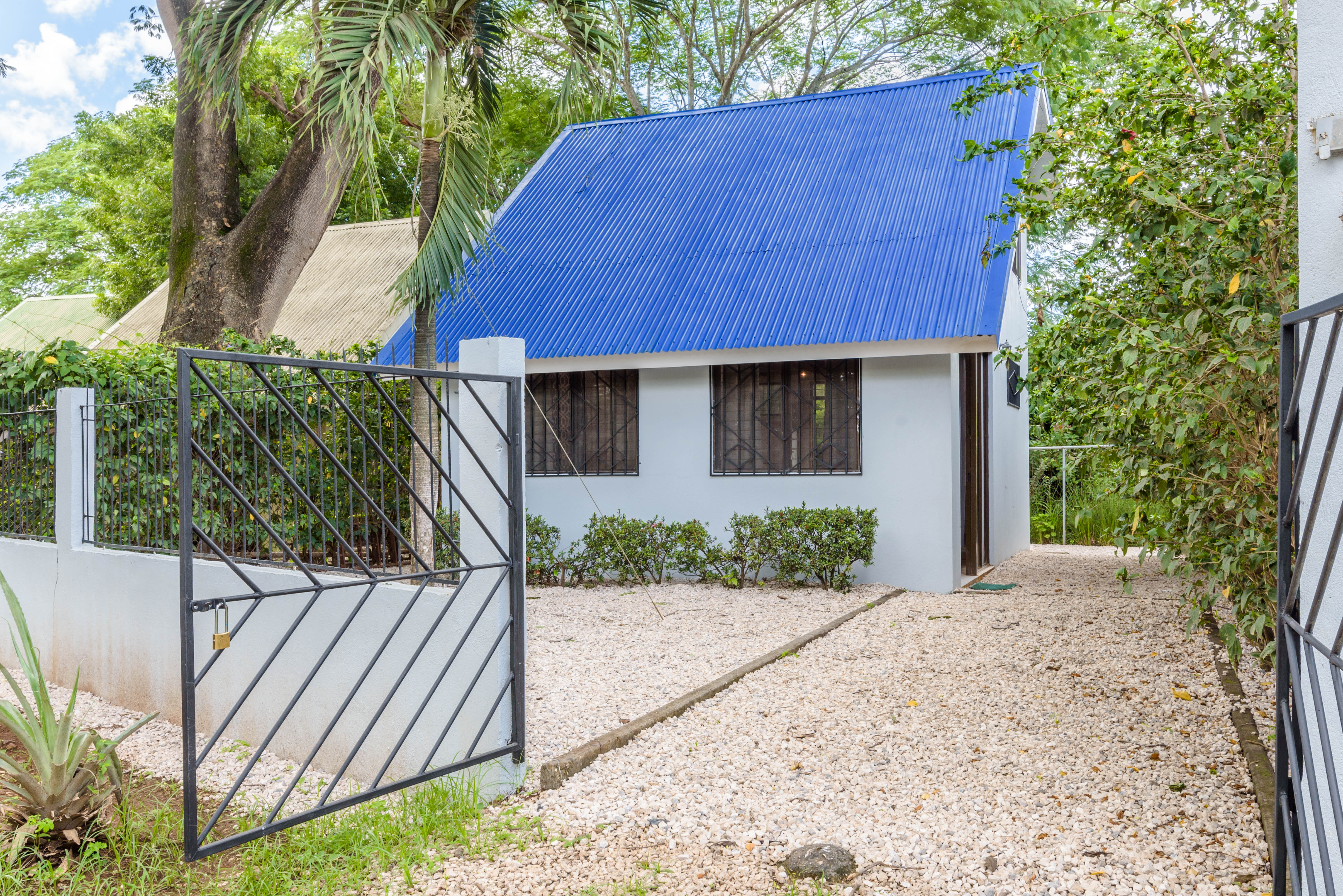 1 bed Single Family Homes For Sale in Tamarindo, Guanacaste - thumb 3