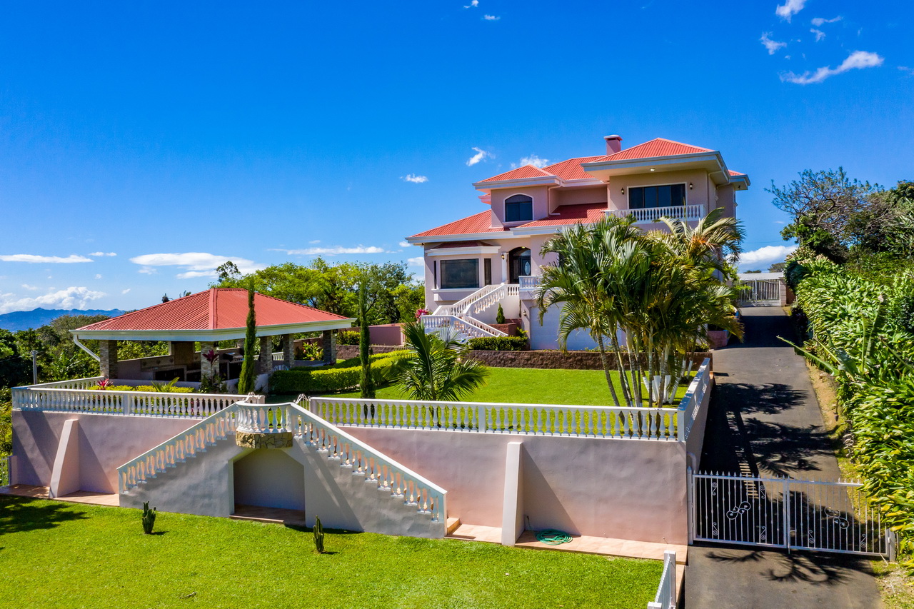 9 bed Single Family Homes For Sale in Grecia, Alajuela - thumb 30