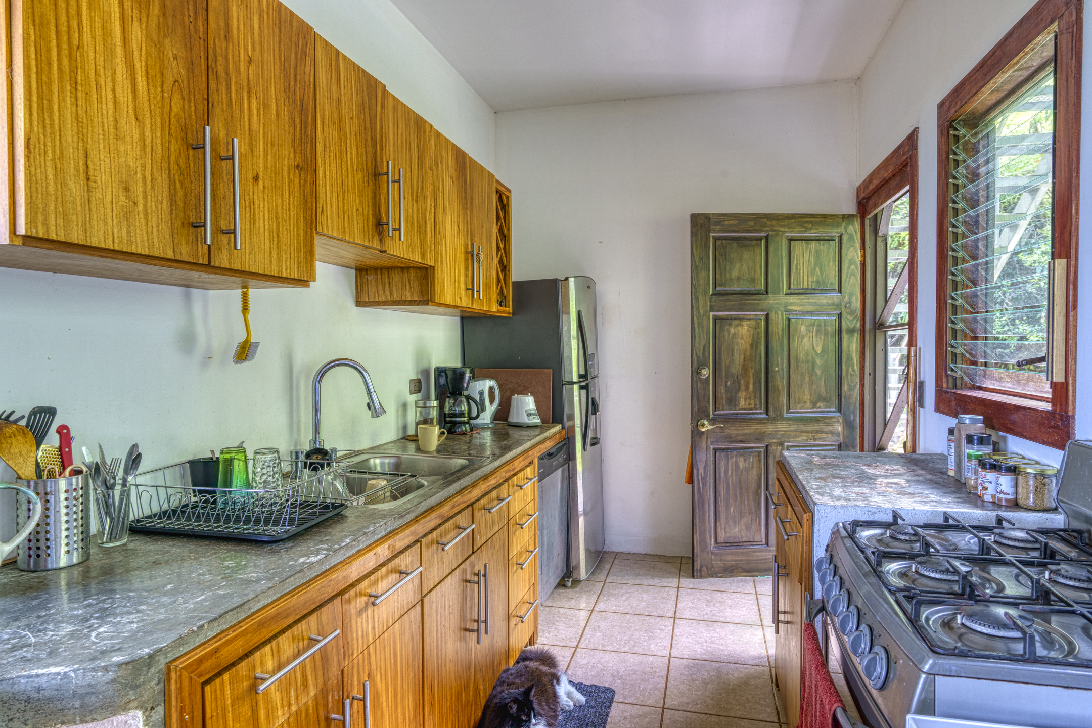 8 bed Single Family Homes For Sale in Matapalo, Puntarenas - thumb 23