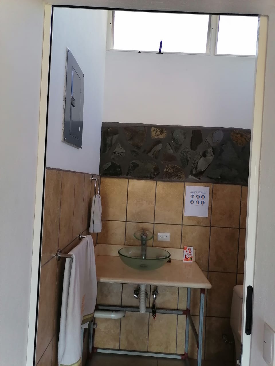 4 bed Single Family Homes For Sale in Atenas, Alajuela - thumb 19