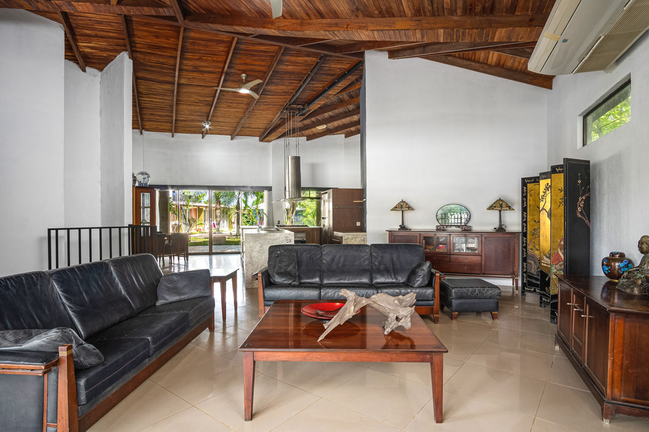 8 bed Commercial For Sale in Tamarindo, Guanacaste - thumb 8