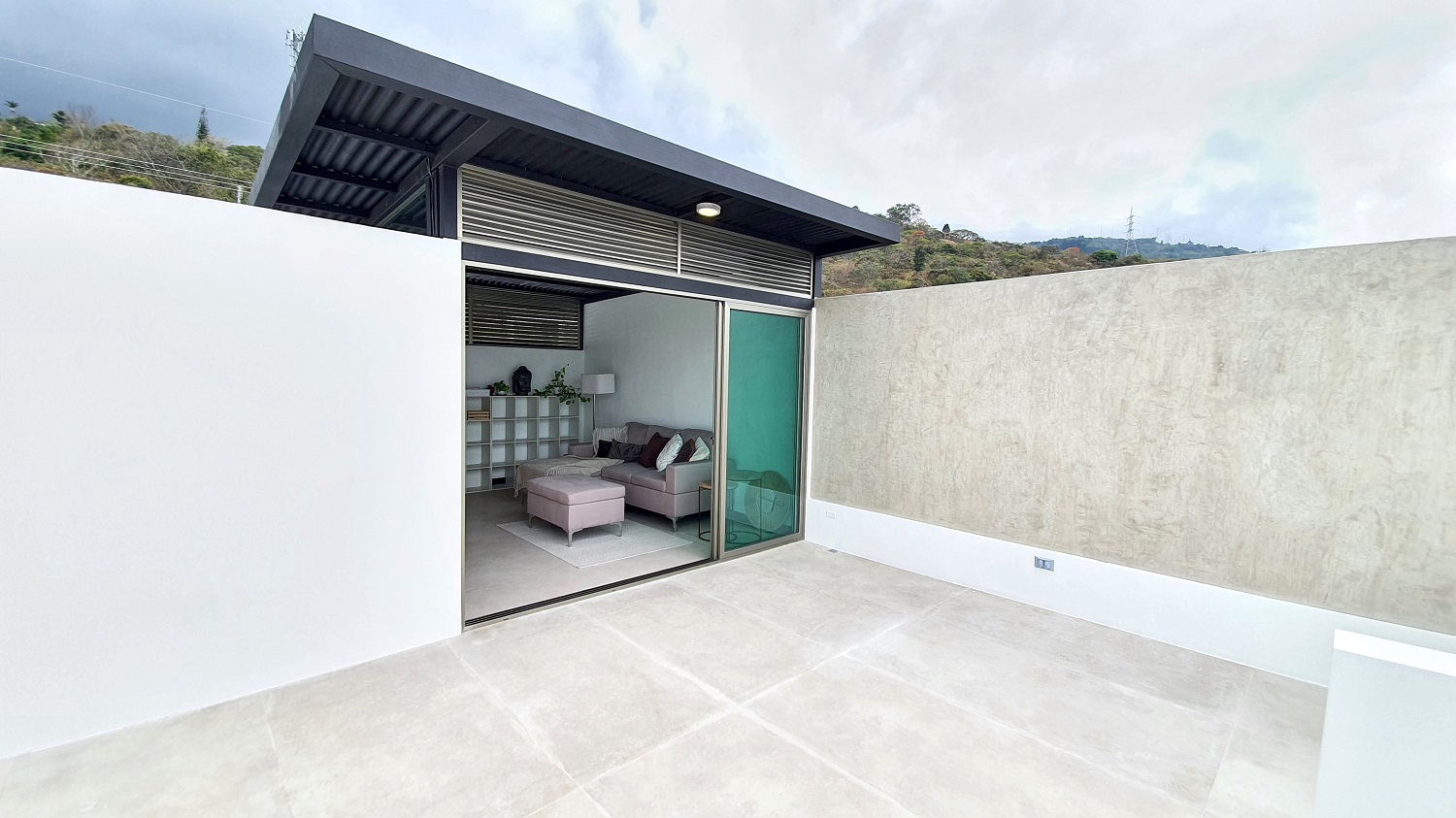 3 bed Condo For Sale in Escazu, San Jose - thumb 1