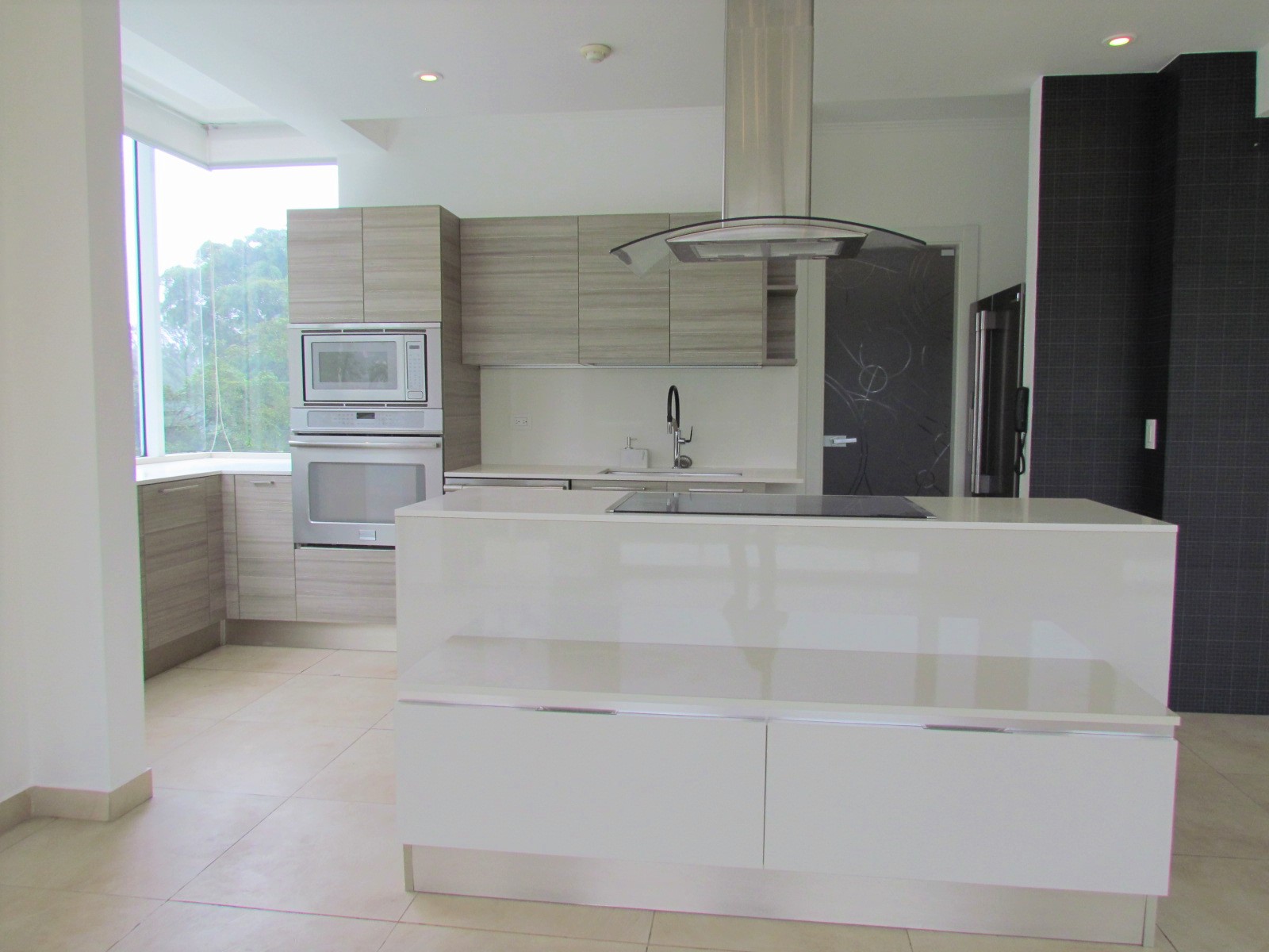 3 bed Apartment For Rent in Escazu, San Jose - thumb 3
