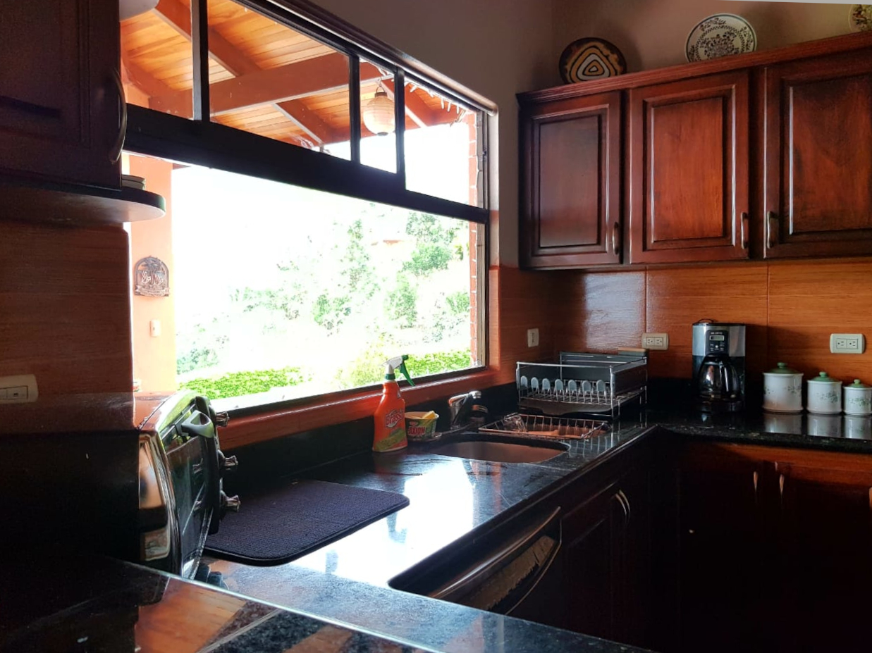 8 bed Single Family Homes For Sale in Atenas, Alajuela - thumb 20