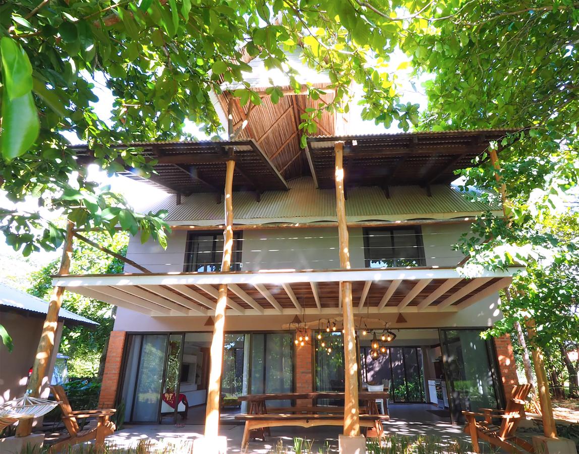 4 bed Single Family Homes For Sale in Playa Negra, Guanacaste - thumb 2