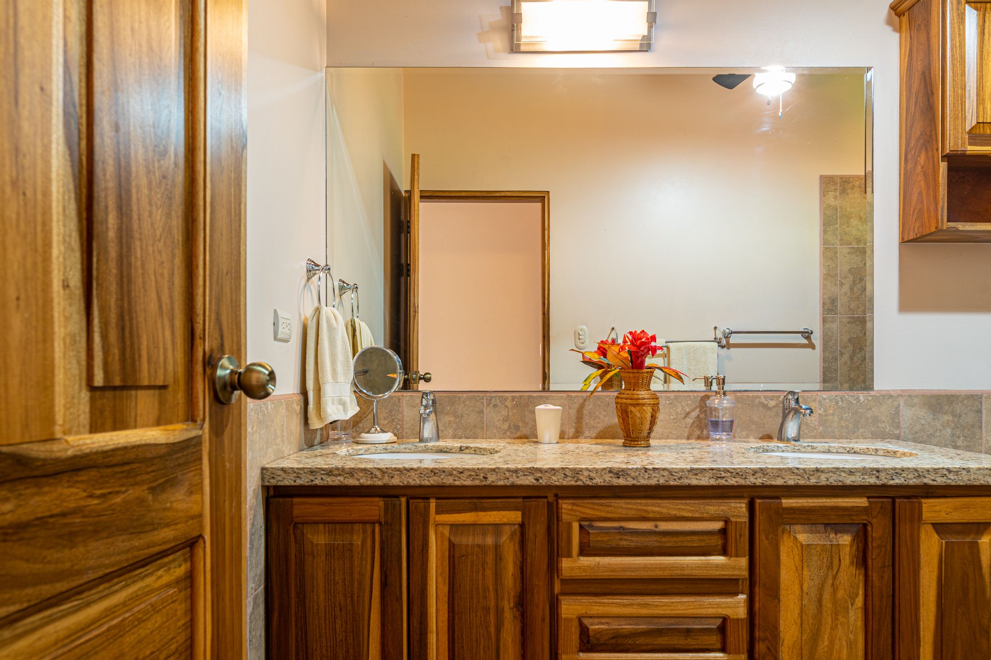 2 bed Single Family Homes For Sale in Ojochal, Puntarenas - thumb 16