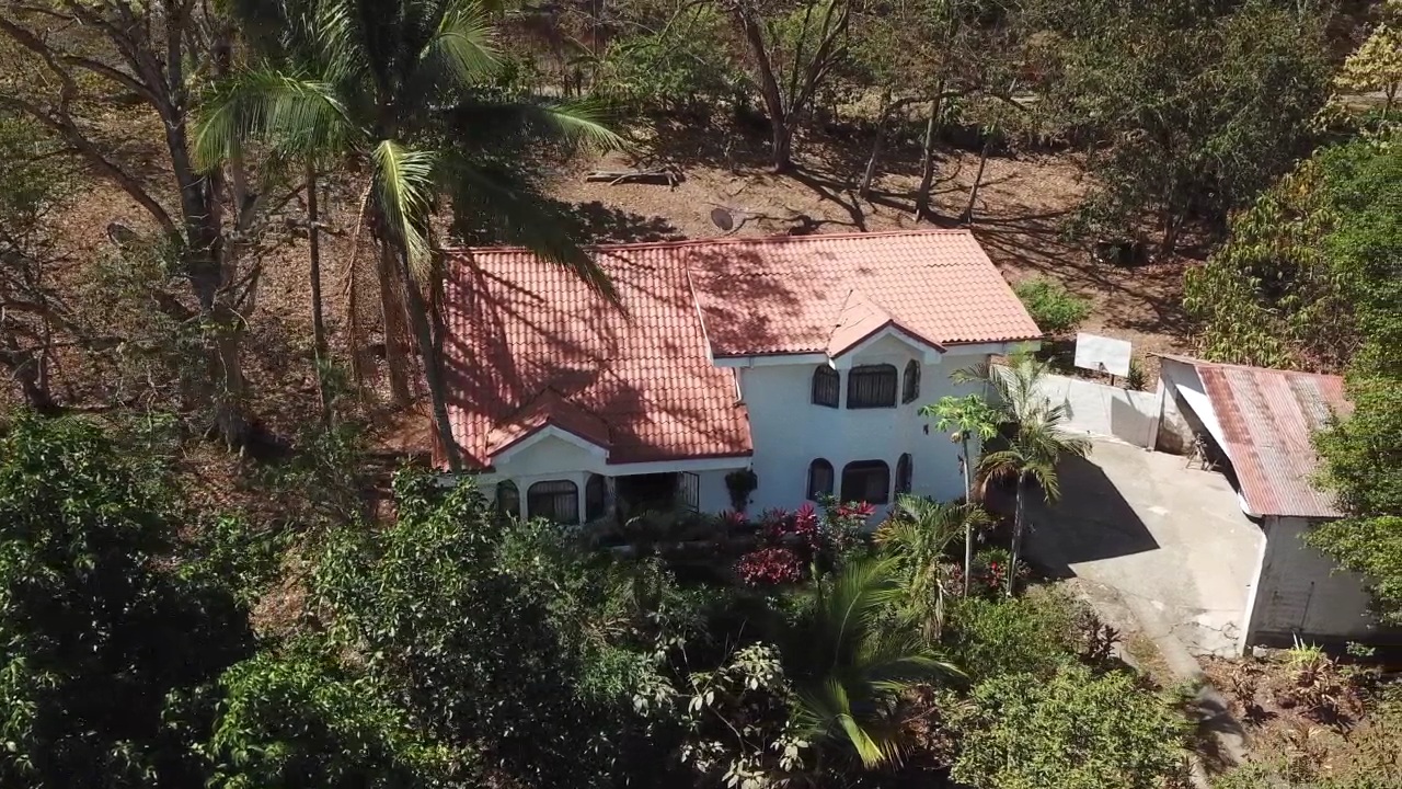 4 bed Single Family Homes For Sale in Atenas, Alajuela - thumb 21
