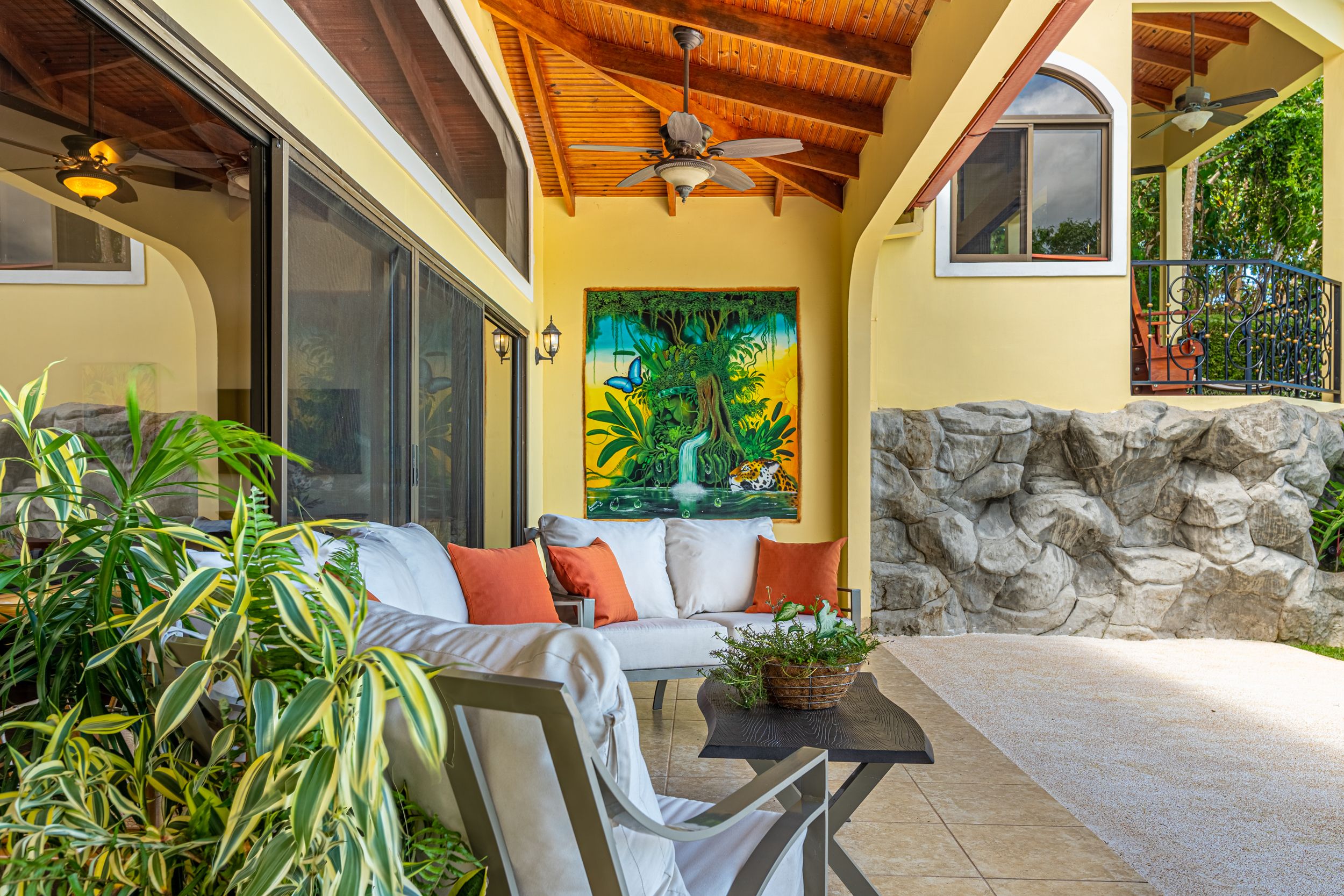 6 bed Single Family Homes For Sale in Ojochal, Puntarenas - thumb 16