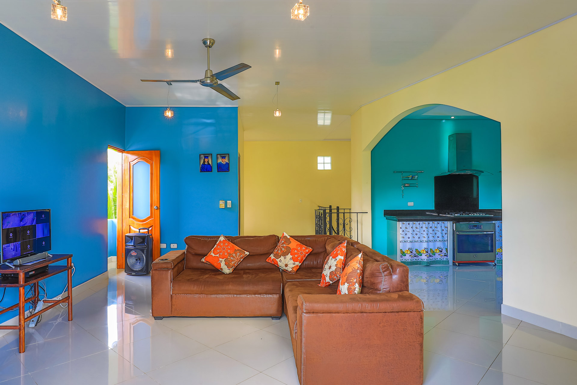 4 bed Single Family Homes For Sale in Quepos, Puntarenas - thumb 8