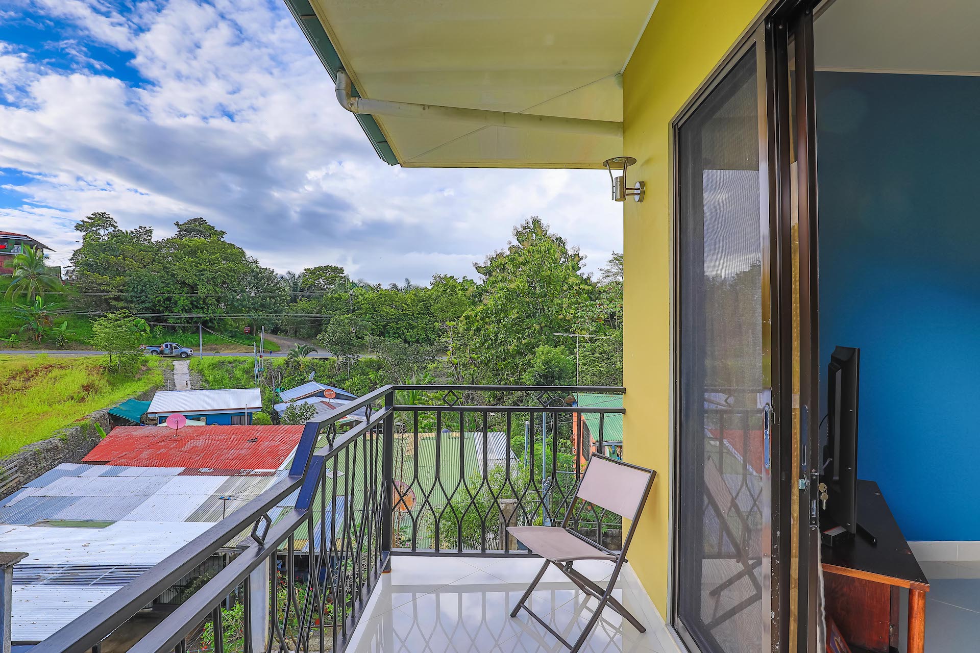 4 bed Single Family Homes For Sale in Quepos, Puntarenas - thumb 7