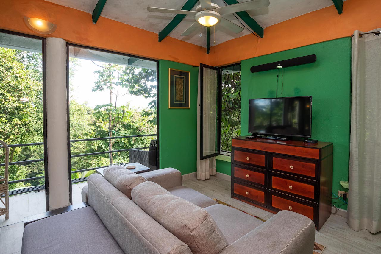 4 bed Single Family Homes For Sale in Manuel Antonio, Puntarenas - thumb 18