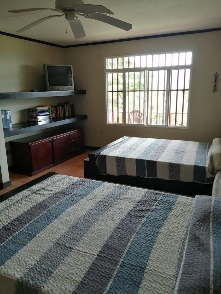 6 bed Single Family Homes For Sale in Atenas, Alajuela - thumb 4