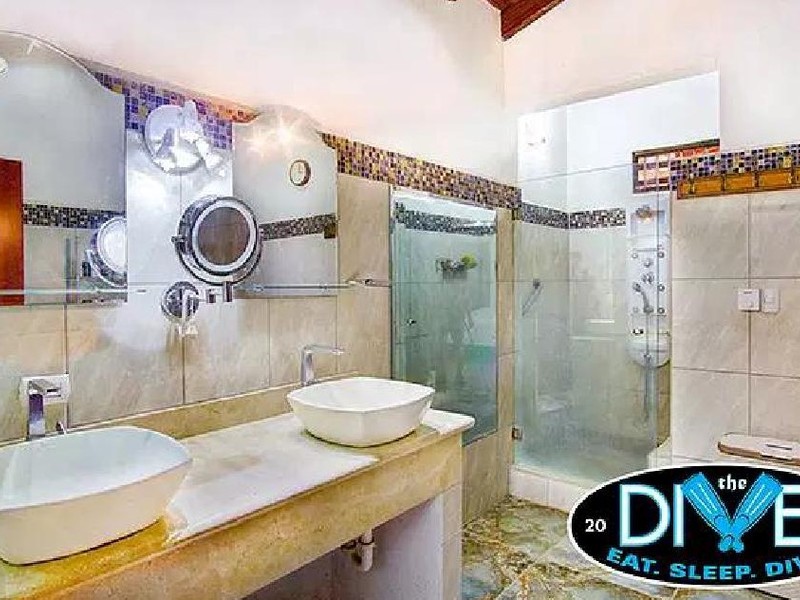 4 bed Single Family Homes For Sale in Playa Flamingo, Guanacaste - 1