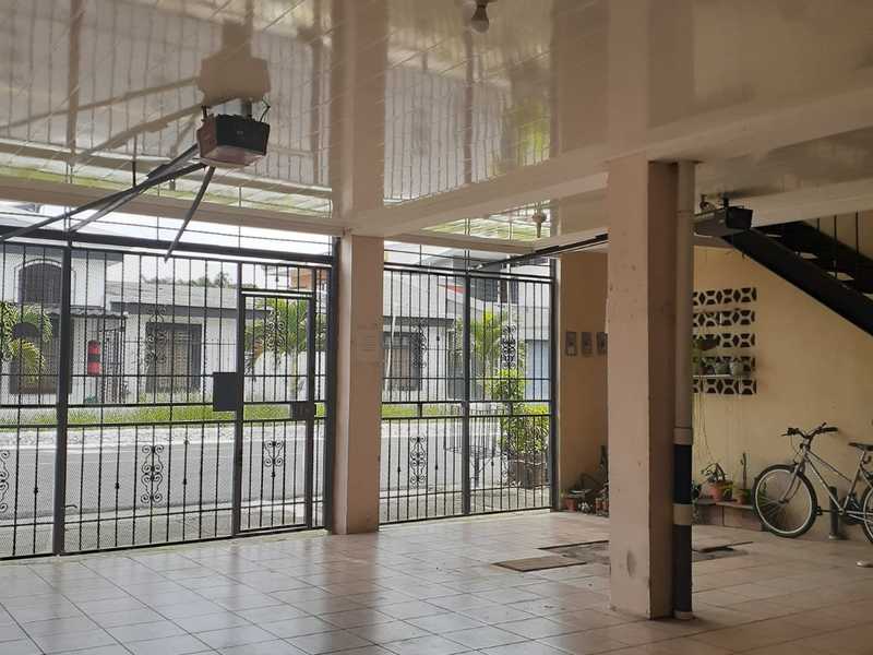 8 bed Commercial For Sale in Heredia, Heredia - 1