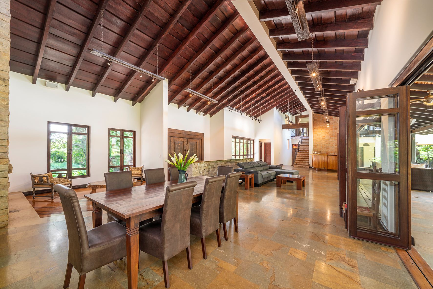 4 bed Single Family Homes For Sale in Escazu, San Jose - thumb 7