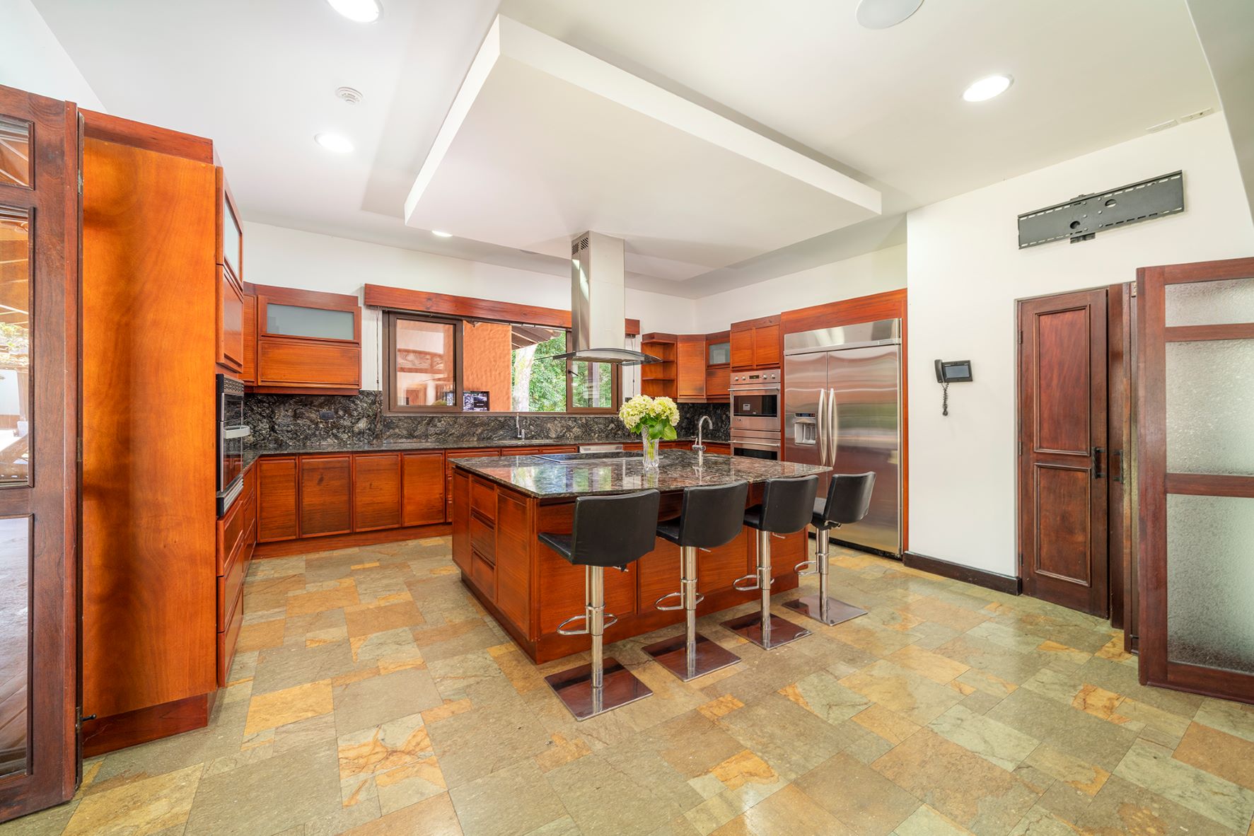 4 bed Single Family Homes For Sale in Escazu, San Jose - thumb 5