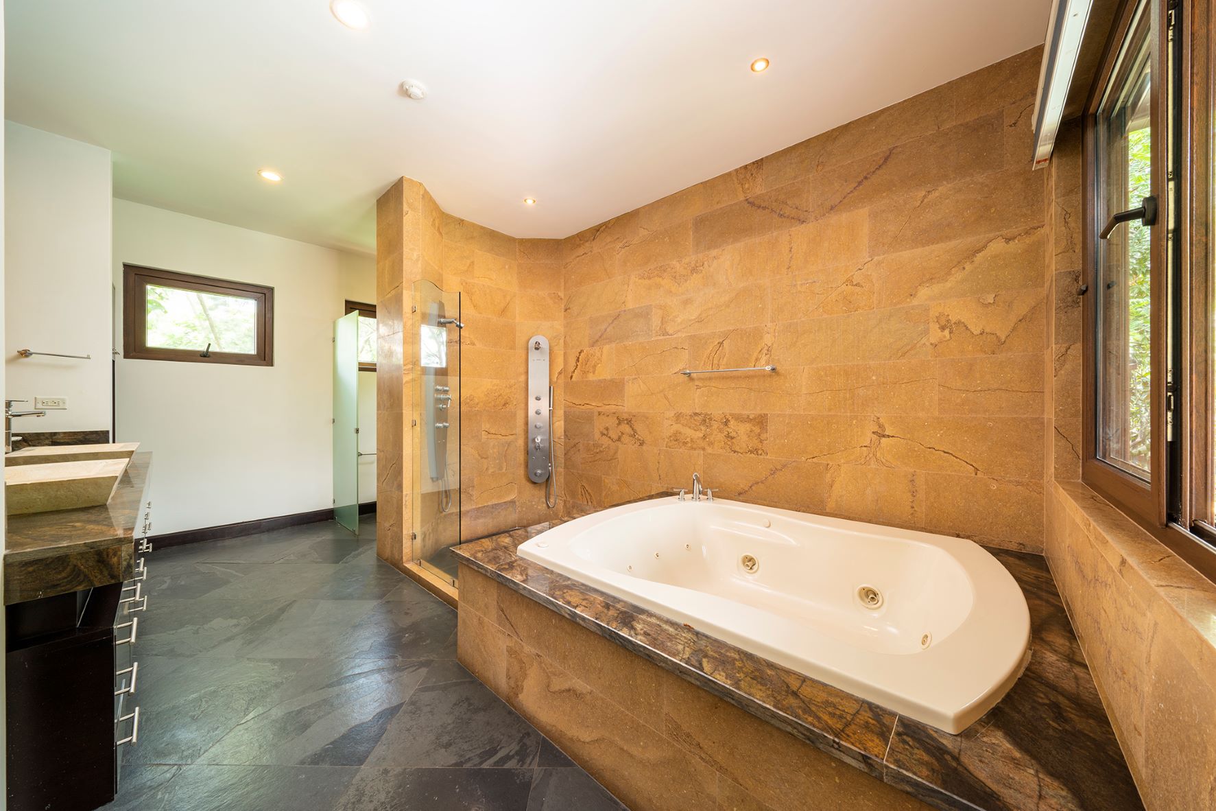 4 bed Single Family Homes For Sale in Escazu, San Jose - thumb 18