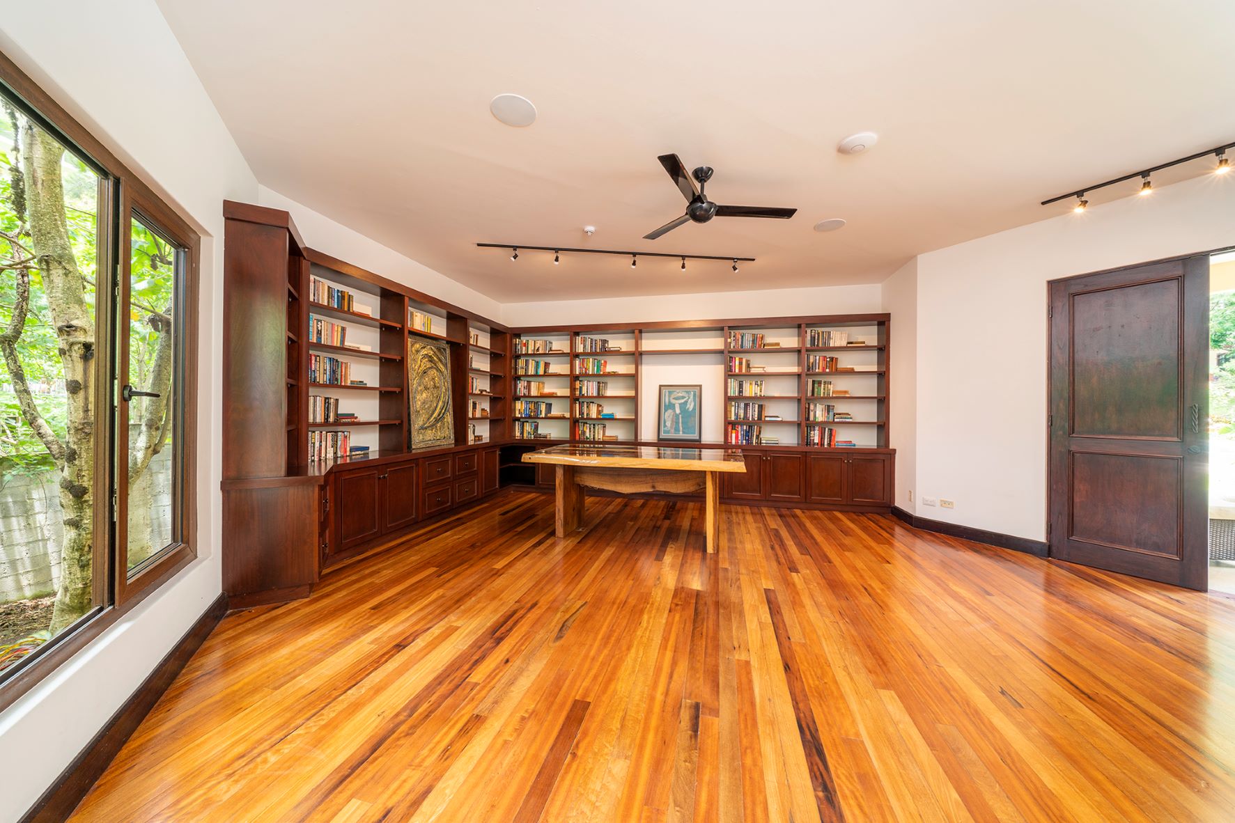 4 bed Single Family Homes For Sale in Escazu, San Jose - thumb 13