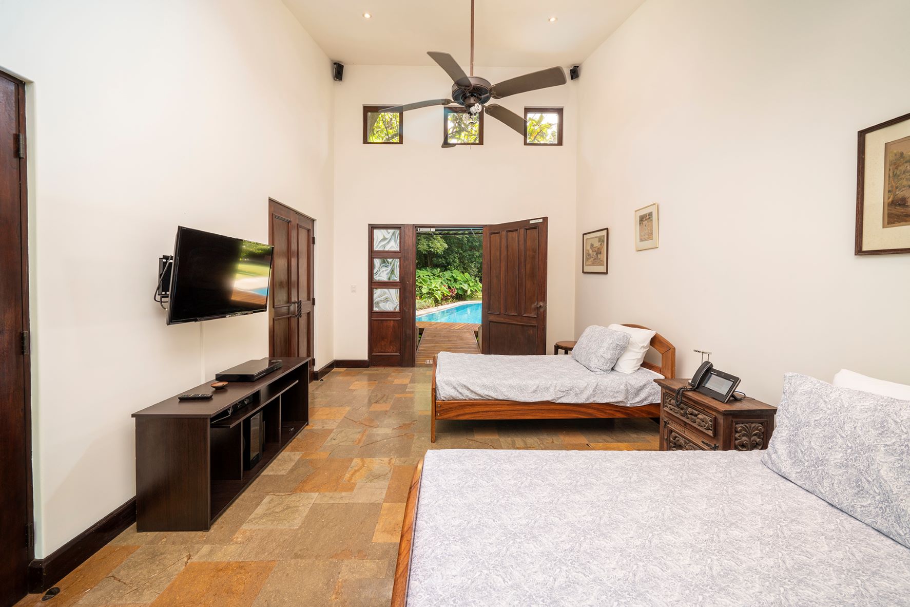 4 bed Single Family Homes For Sale in Escazu, San Jose - thumb 25