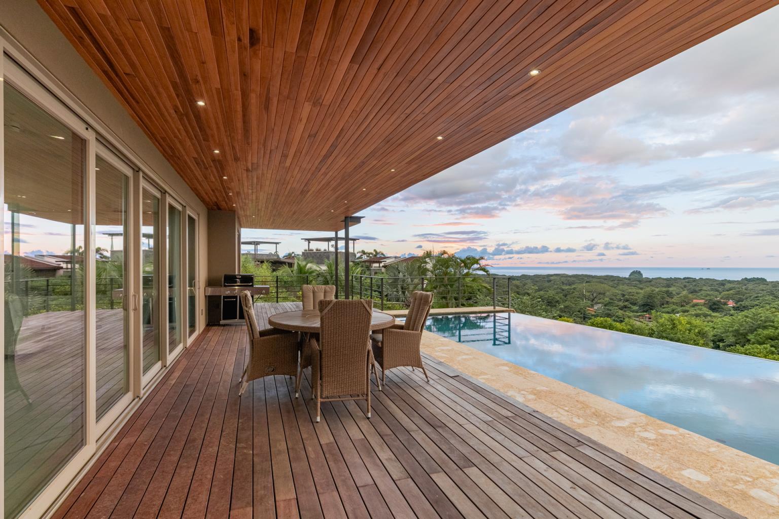 6 bed Single Family Homes For Sale in Playa Flamingo, Guanacaste - thumb 15