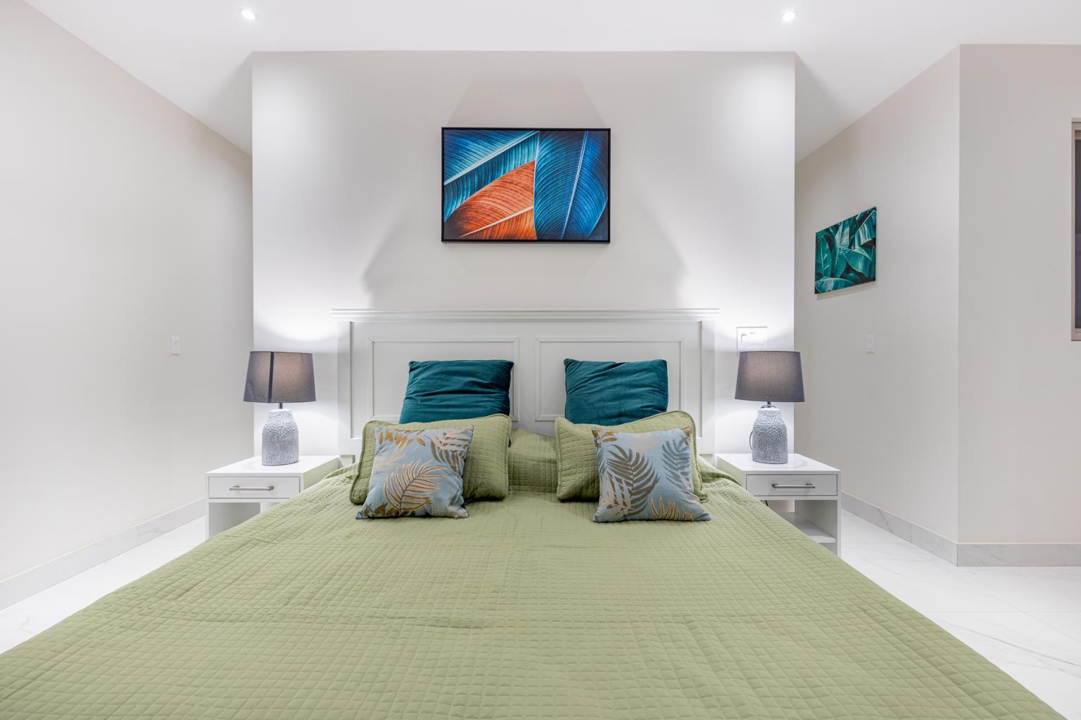 6 bed Single Family Homes For Sale in Playa Flamingo, Guanacaste - thumb 7