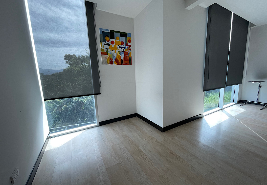 1 bed Commercial For Sale in Escazu, San Jose - thumb 5