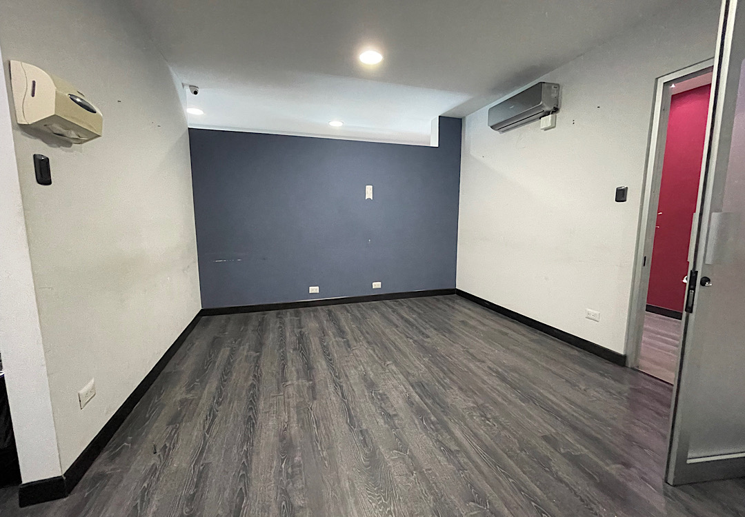 1 bed Commercial For Sale in Escazu, San Jose - thumb 3