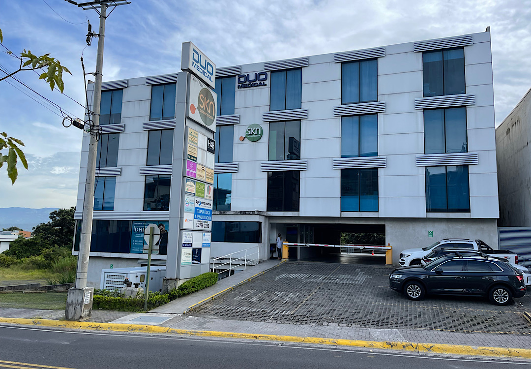 1 bed Commercial For Sale in Escazu, San Jose - thumb 1