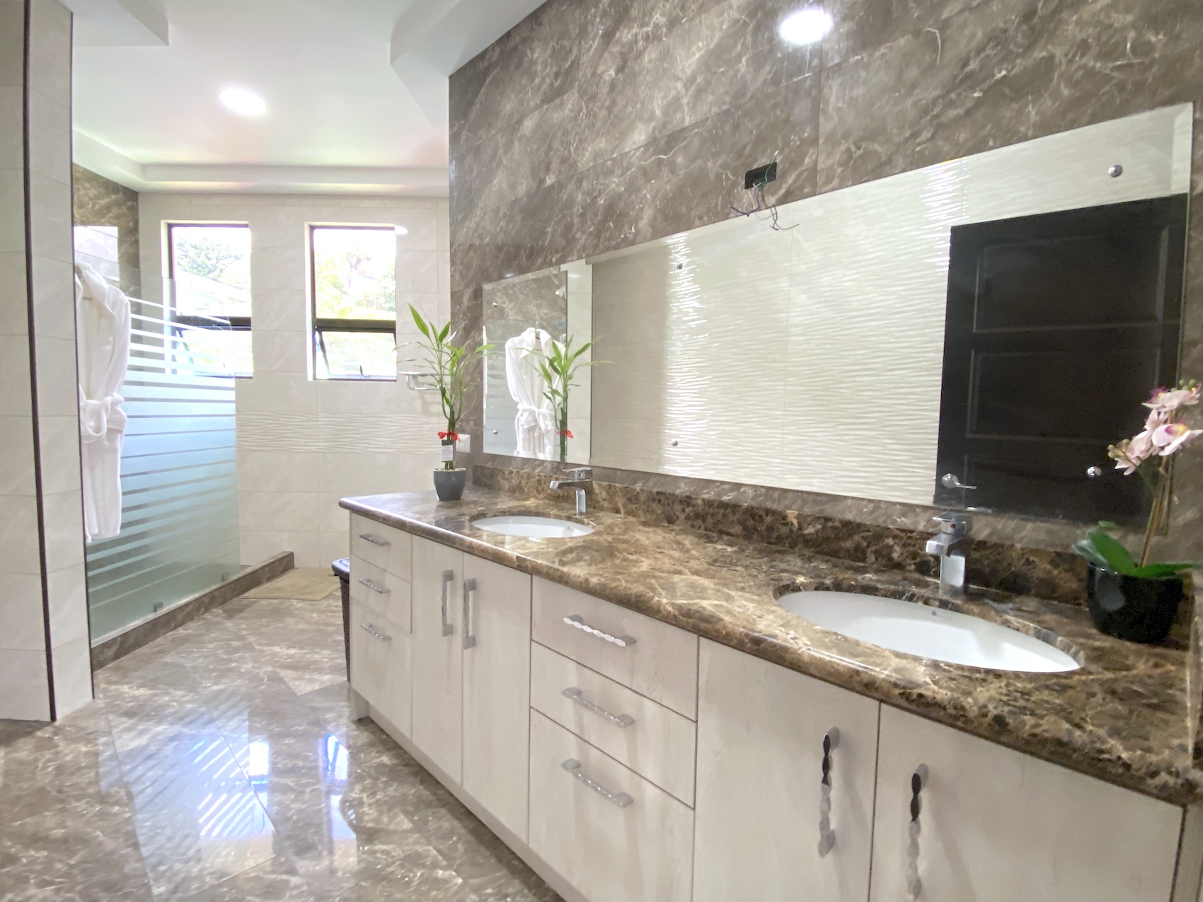 4 bed Single Family Homes For Sale in Escazu, San Jose - thumb 18