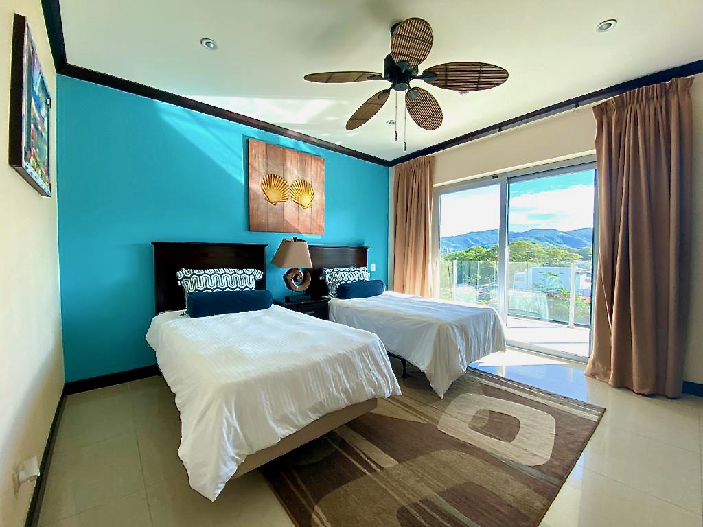 3 bed Condo For Sale in Jaco, Puntarenas - thumb 9