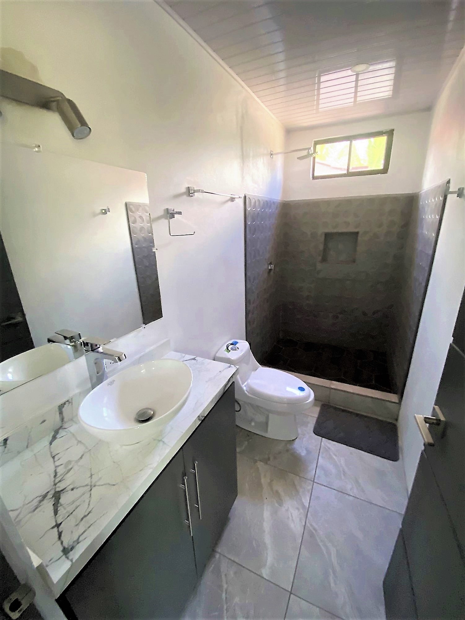 8 bed Single Family Homes For Sale in Ojochal, Puntarenas - thumb 24