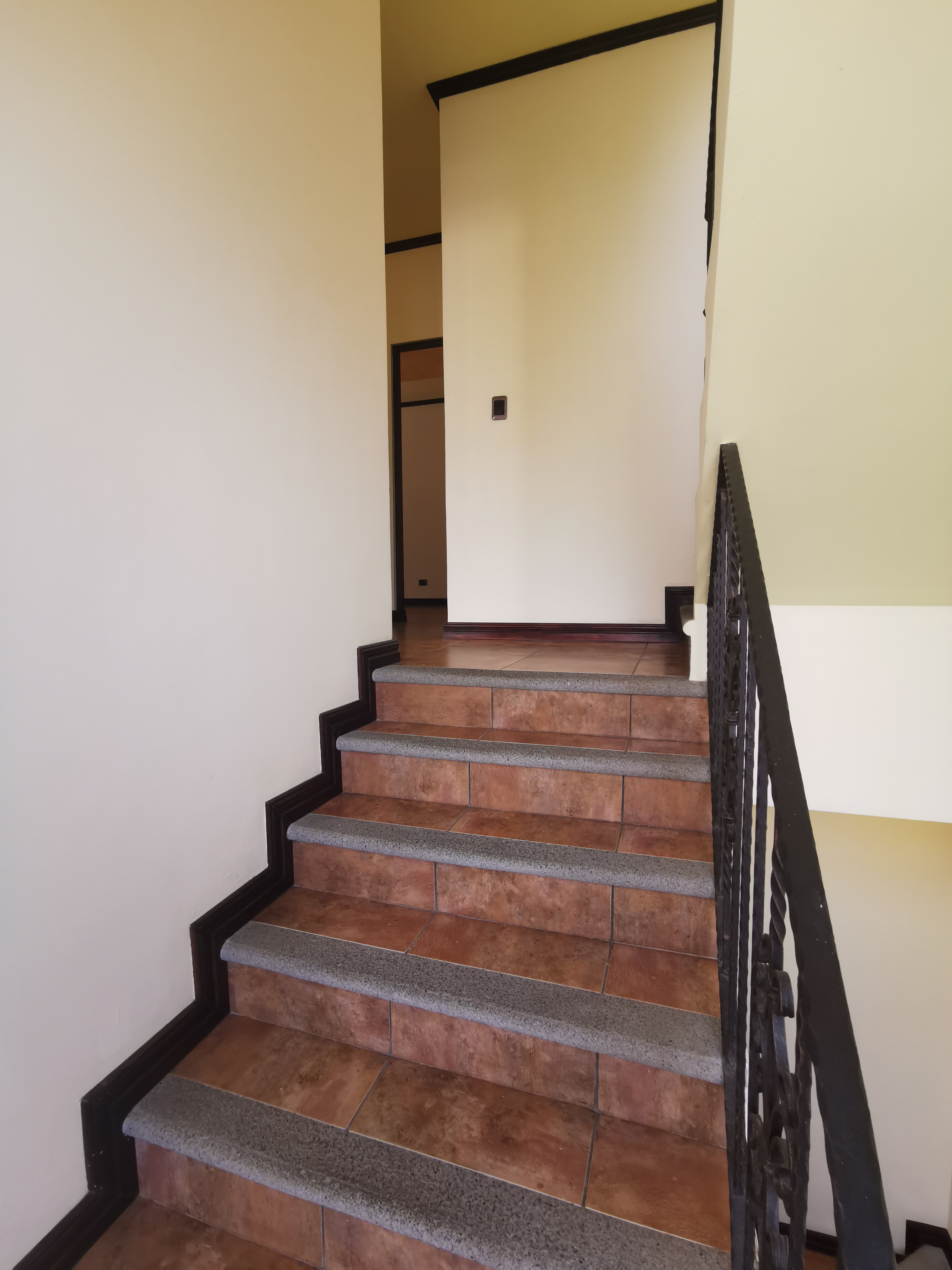 4 bed Single Family Homes For Sale in Curridabat, San Jose - thumb 23