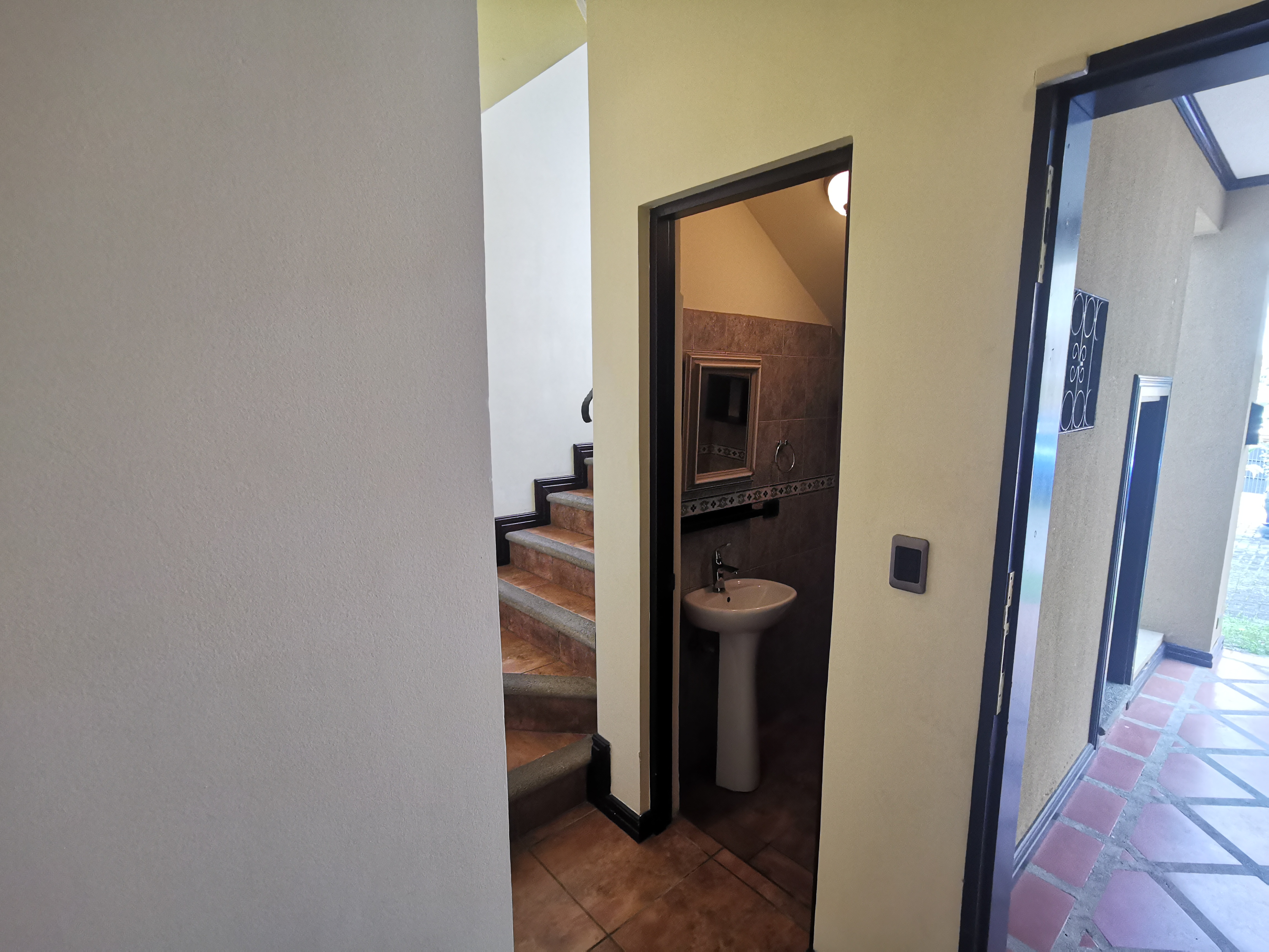 4 bed Single Family Homes For Sale in Curridabat, San Jose - thumb 14