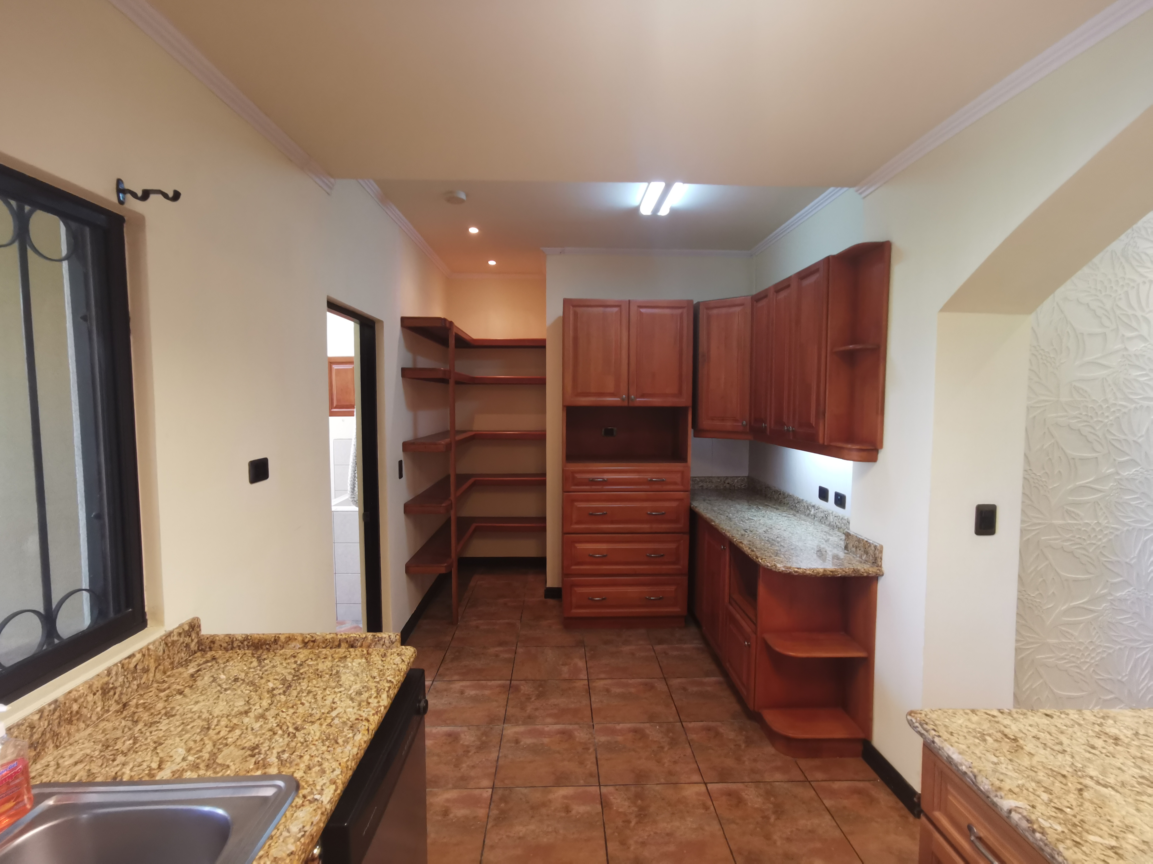 4 bed Single Family Homes For Sale in Curridabat, San Jose - thumb 10