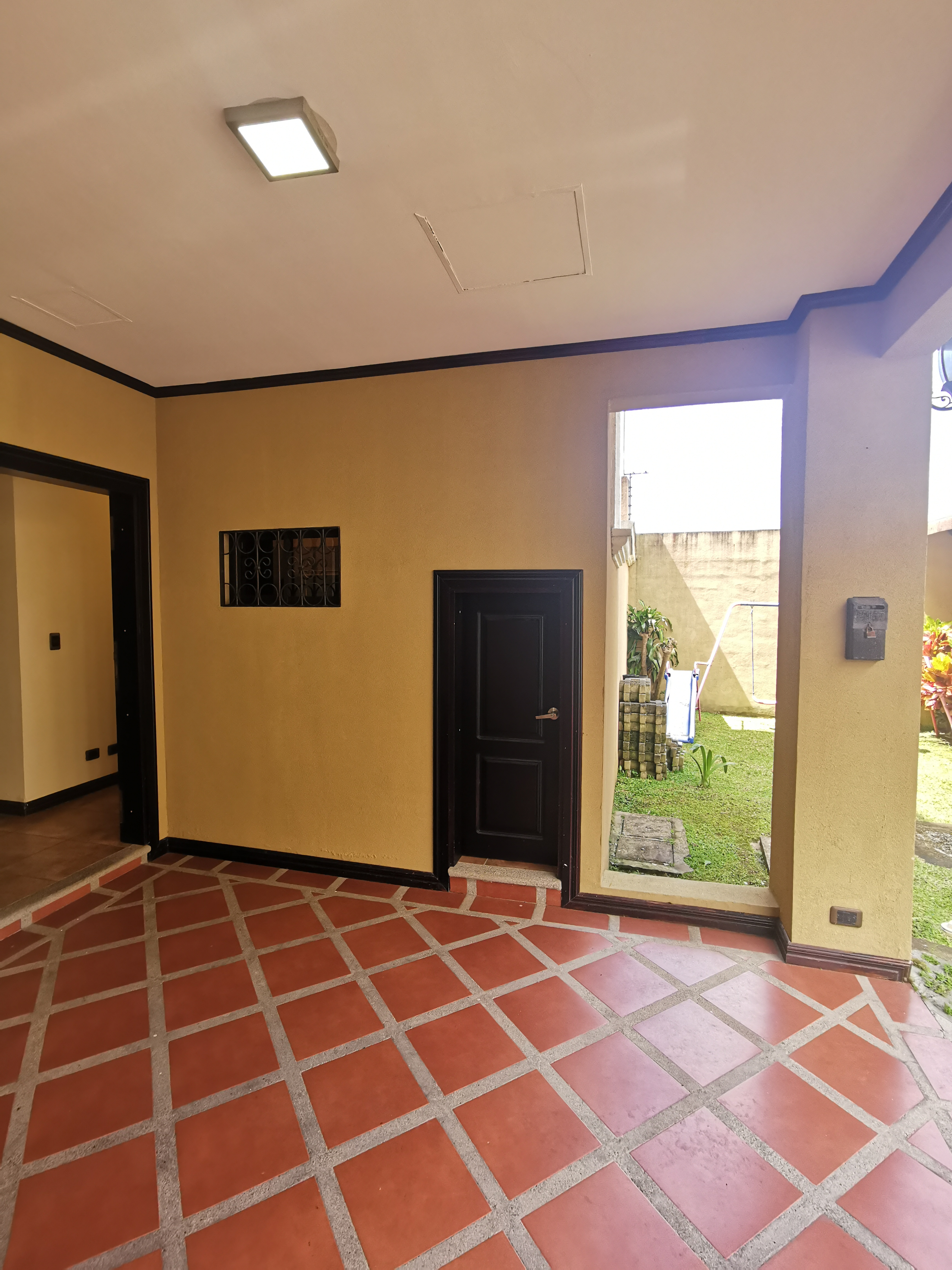 4 bed Single Family Homes For Sale in Curridabat, San Jose - thumb 19