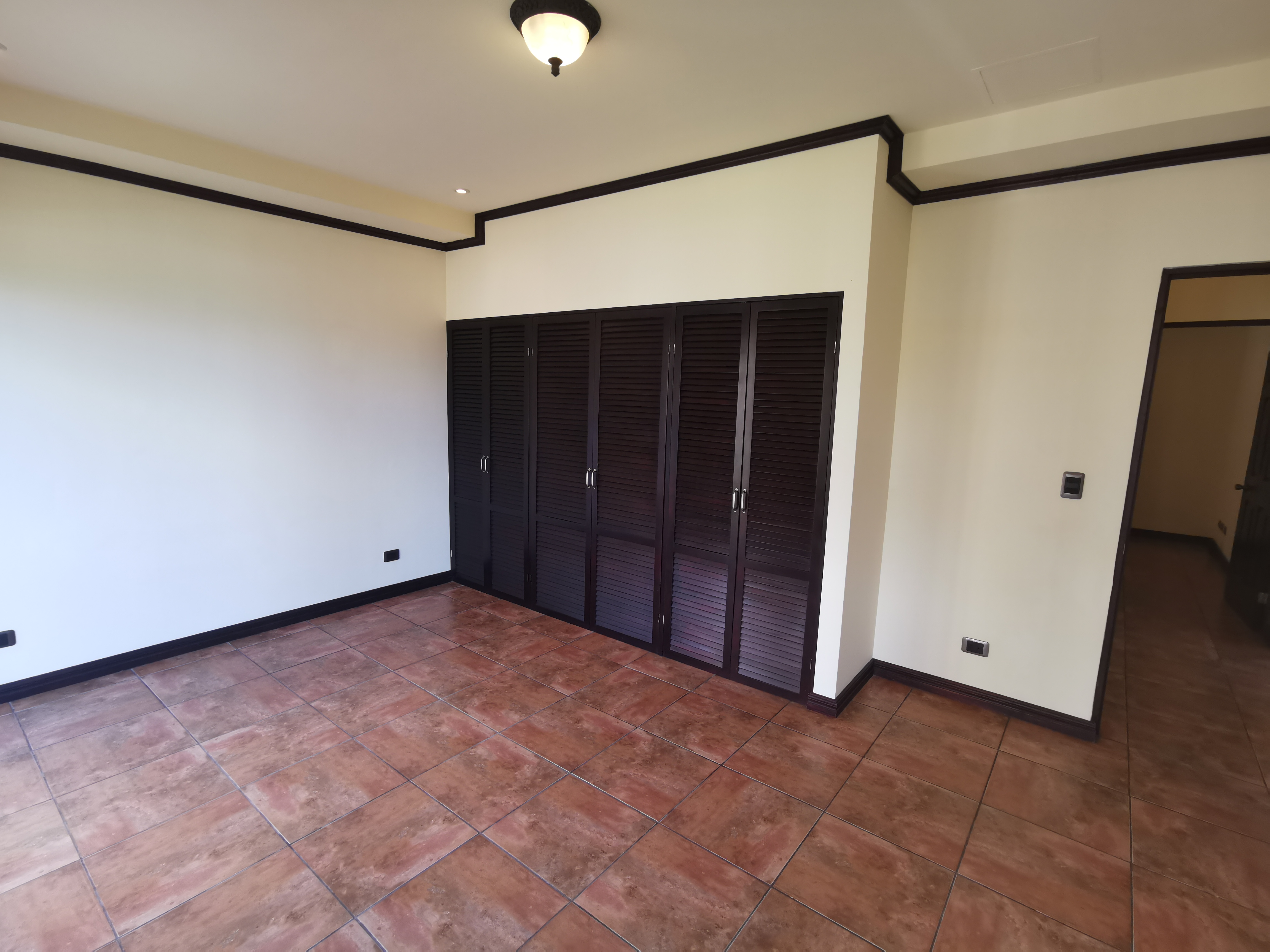 4 bed Single Family Homes For Sale in Curridabat, San Jose - thumb 28