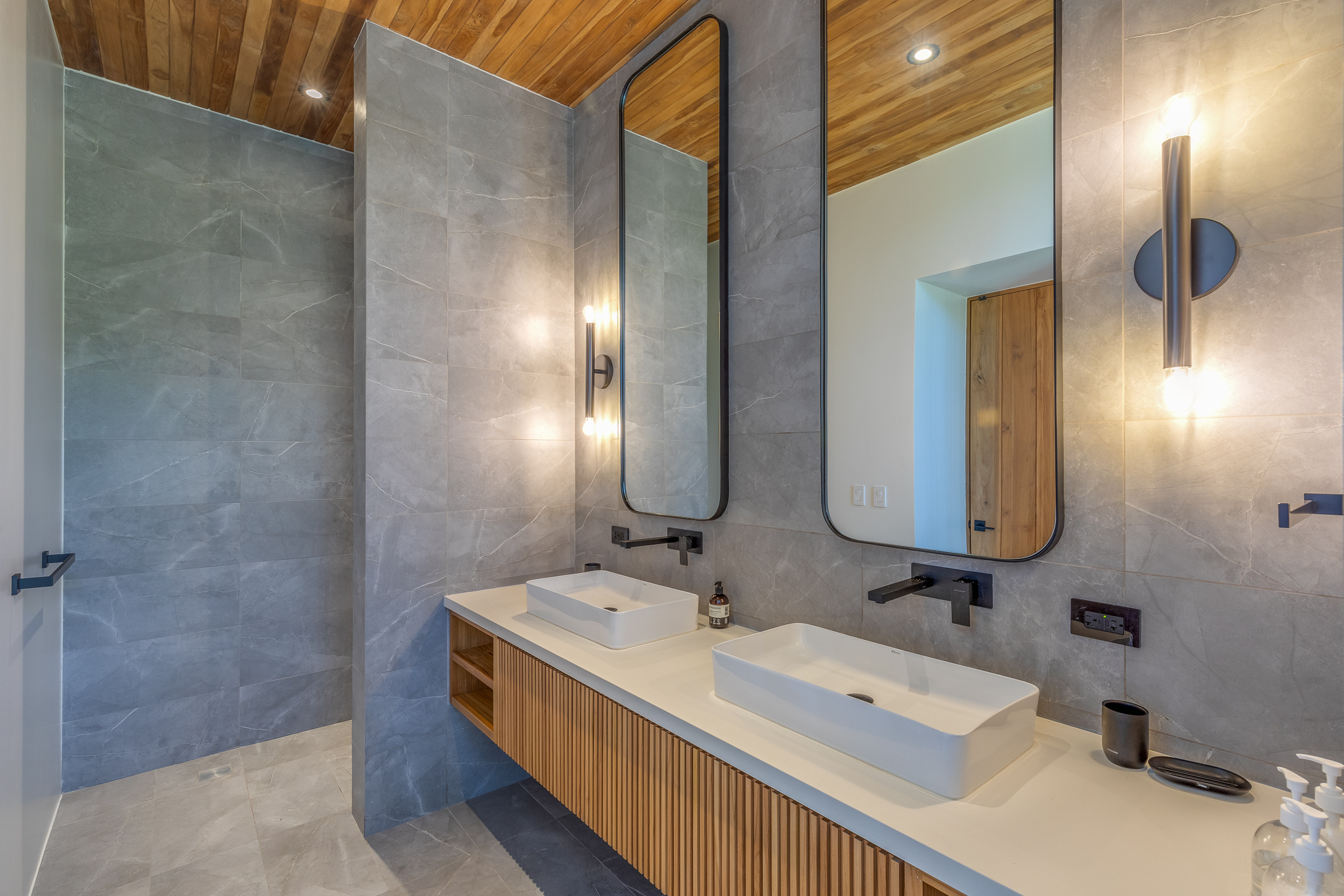 5 bed Single Family Homes For Rent in Nosara, Guanacaste - thumb 16