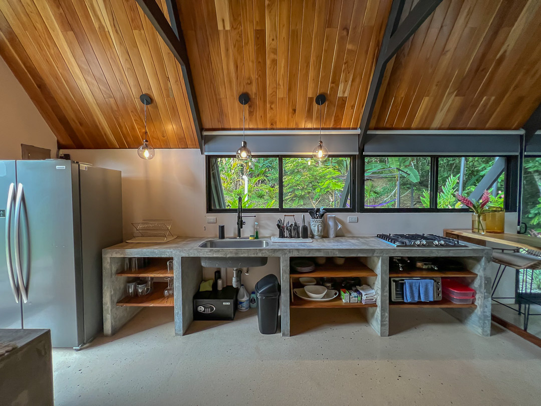 10 bed Single Family Homes For Sale in Malpais, Puntarenas - thumb 12