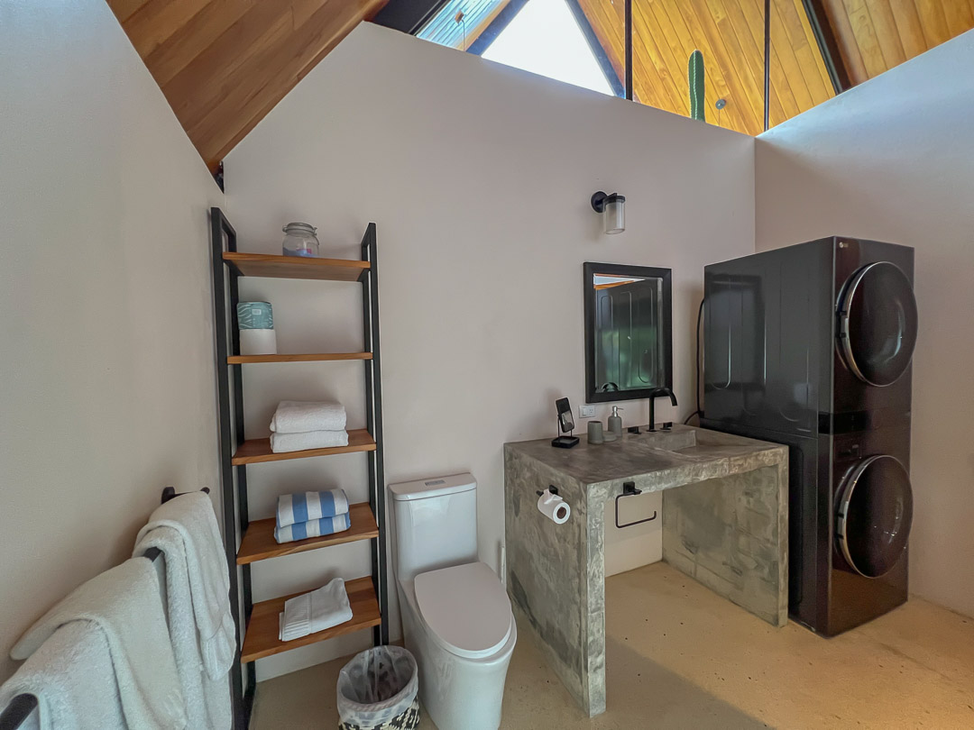 10 bed Single Family Homes For Sale in Malpais, Puntarenas - thumb 11