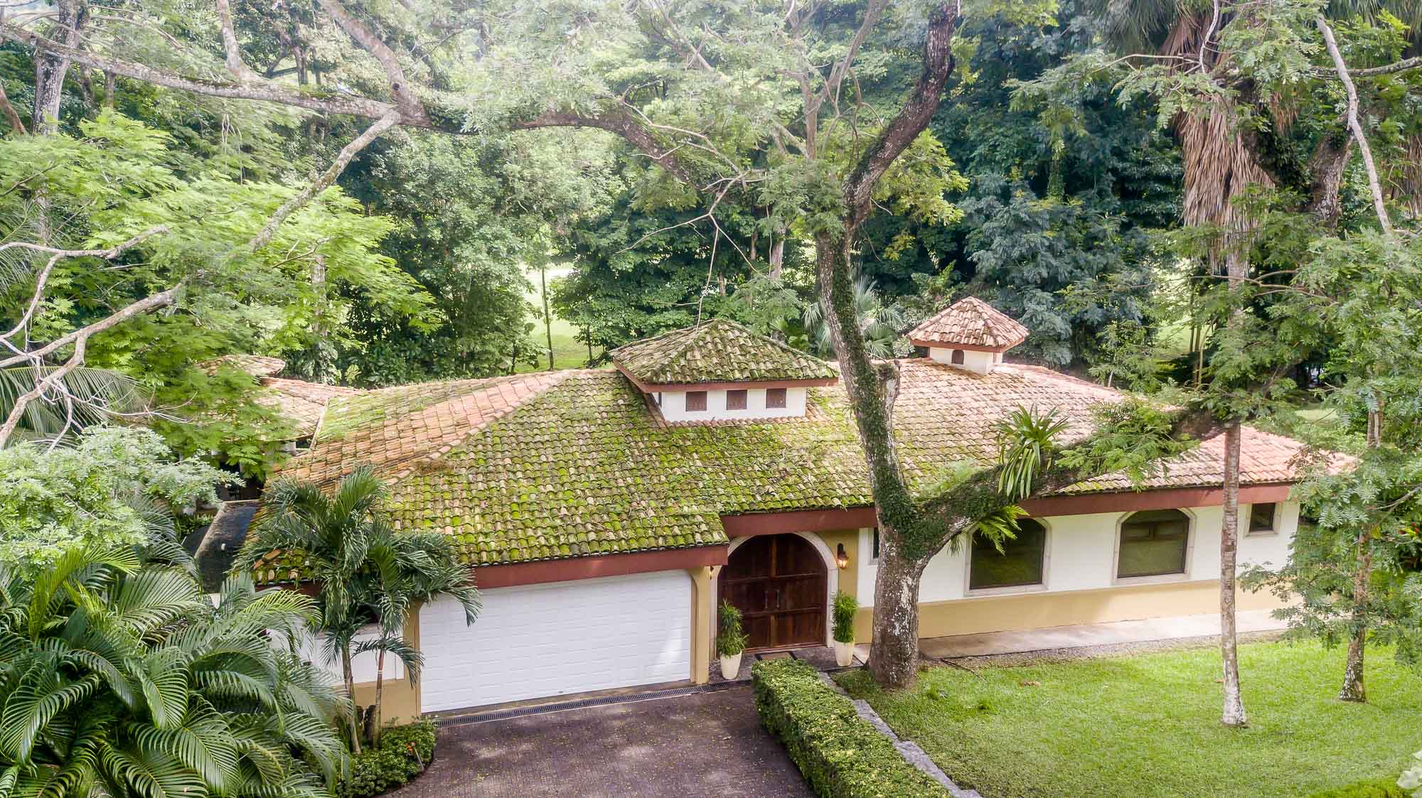 4 bed Single Family Homes For Sale in Herradura, Puntarenas - thumb 30