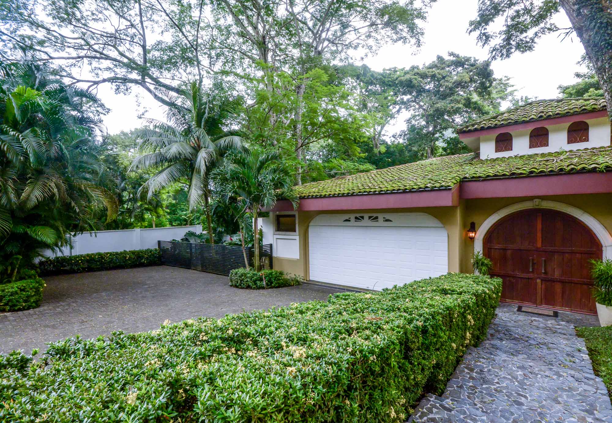 4 bed Single Family Homes For Sale in Herradura, Puntarenas - thumb 18