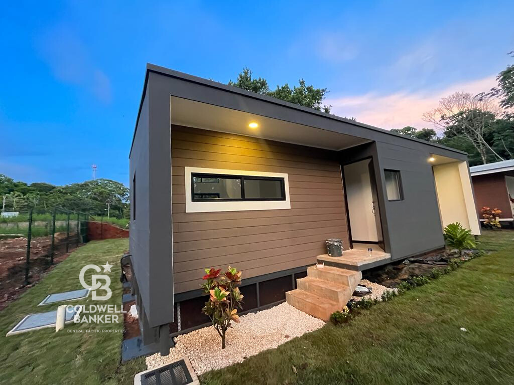 2 bed Single Family Homes For Sale in Parrita, Puntarenas - thumb 5