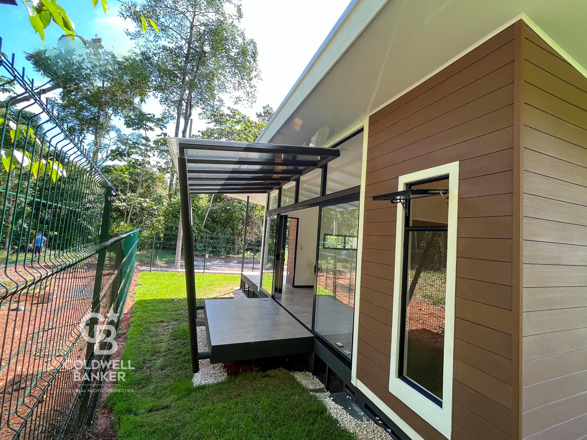 1 bed Single Family Homes For Sale in Parrita, Puntarenas - thumb 17