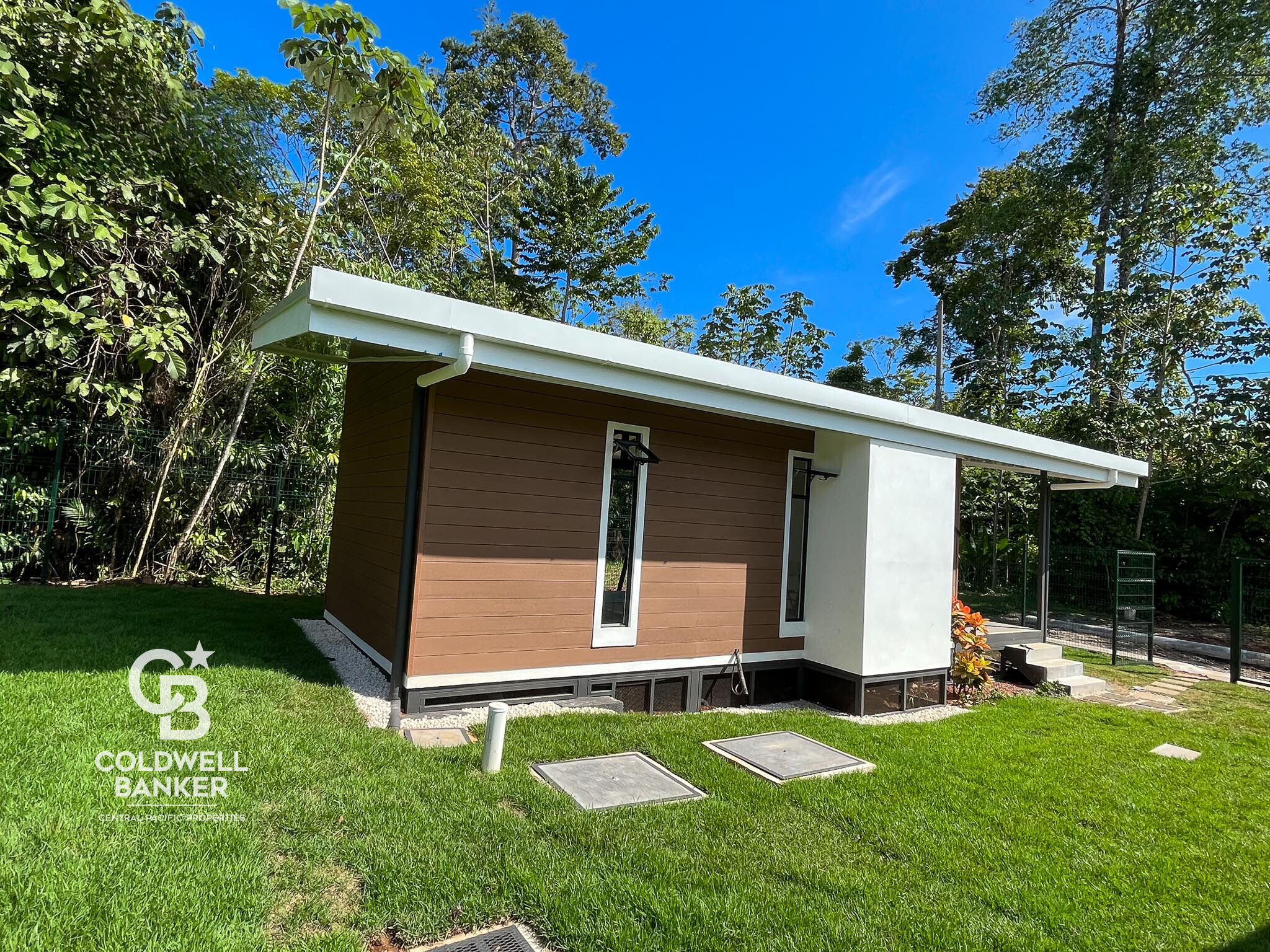 1 bed Single Family Homes For Sale in Parrita, Puntarenas - thumb 8