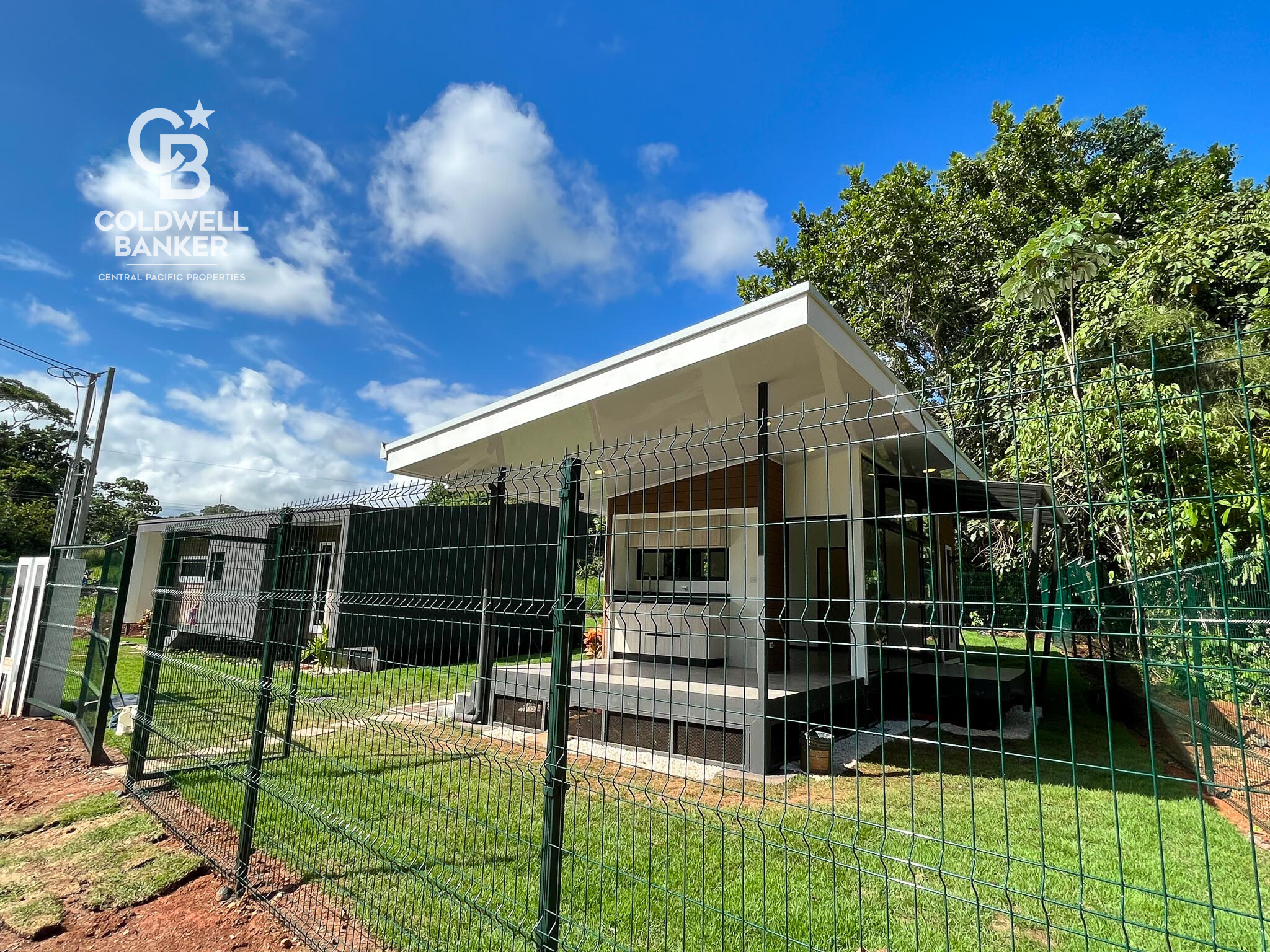 1 bed Single Family Homes For Sale in Parrita, Puntarenas - thumb 2