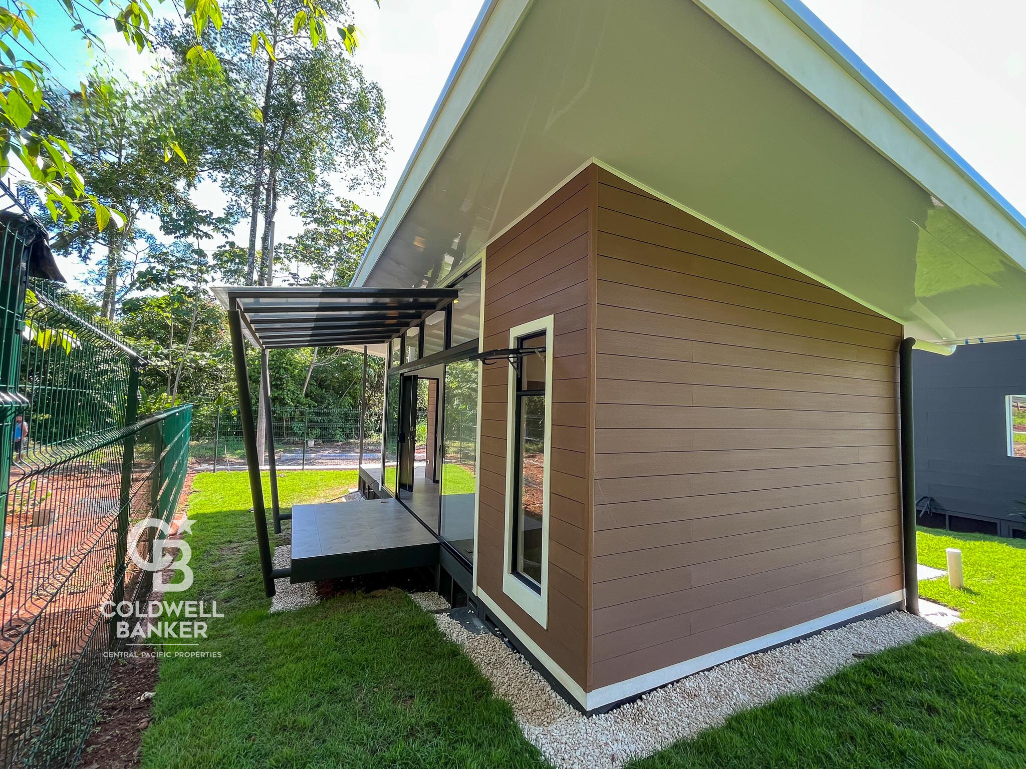 1 bed Single Family Homes For Sale in Parrita, Puntarenas - thumb 15