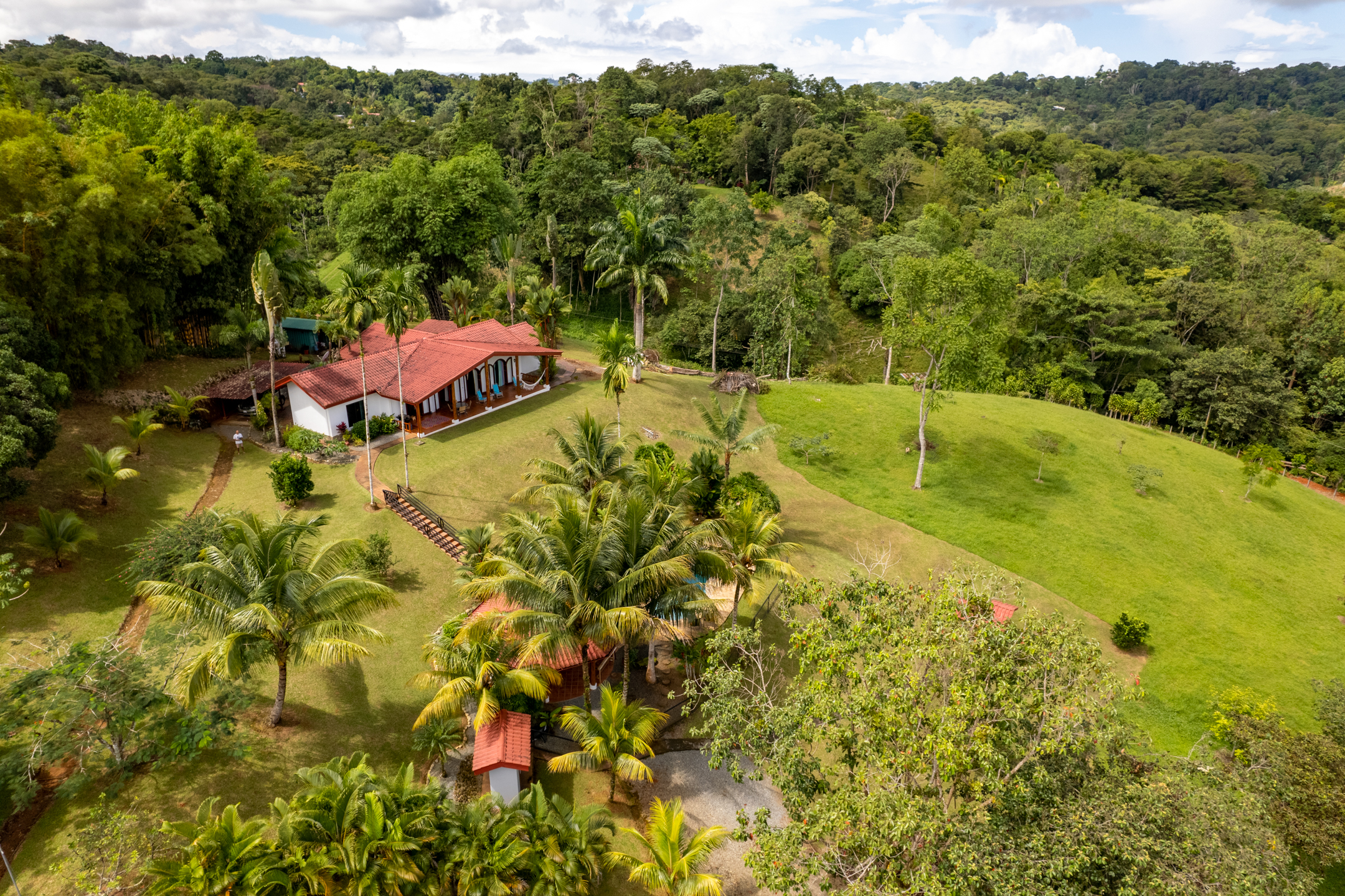5 bed Single Family Homes For Sale in Dominical, Puntarenas - thumb 8
