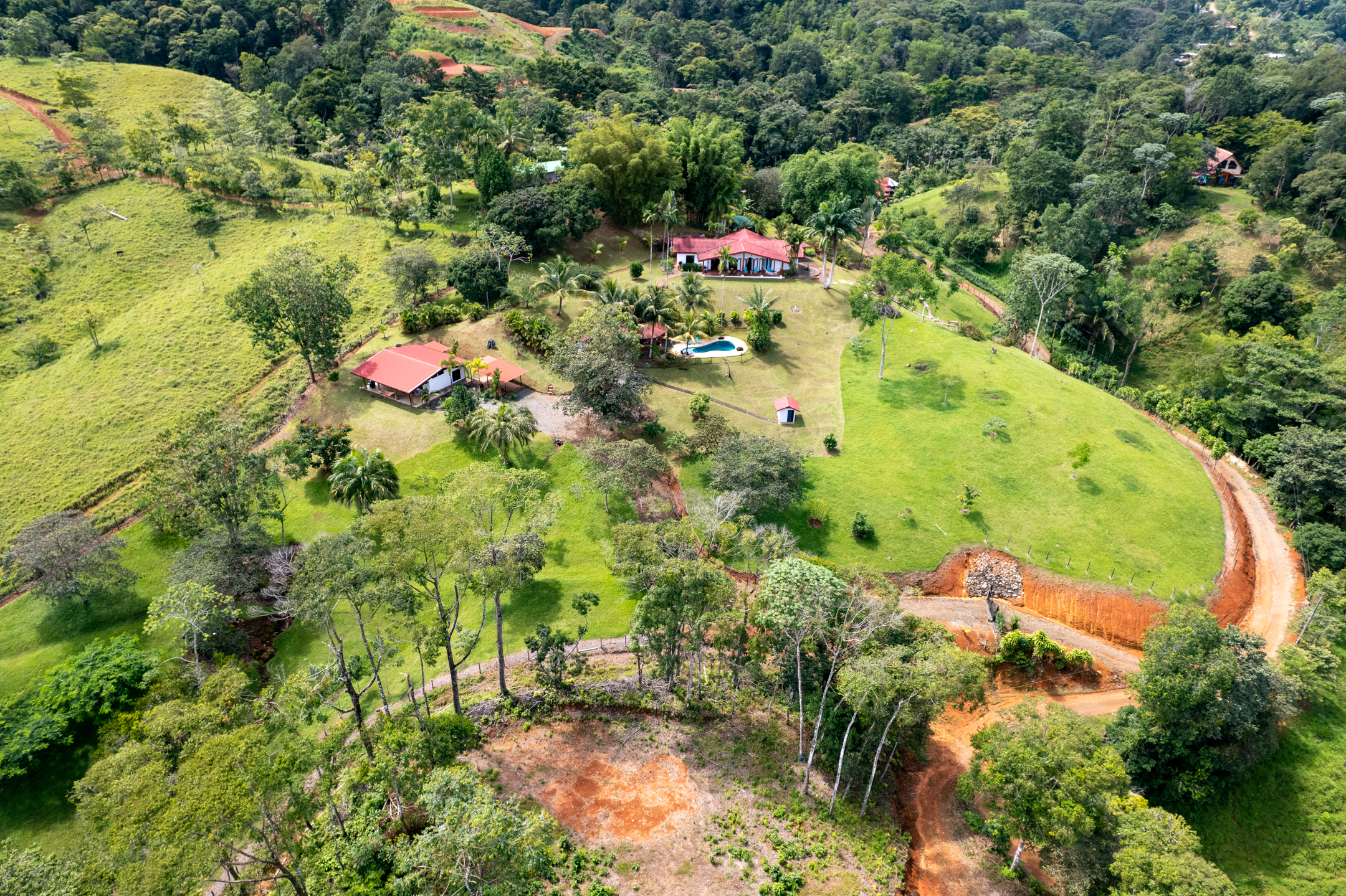 5 bed Single Family Homes For Sale in Dominical, Puntarenas - thumb 2